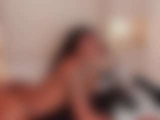 Live cam show with Jade Moller - Black College on Instabang