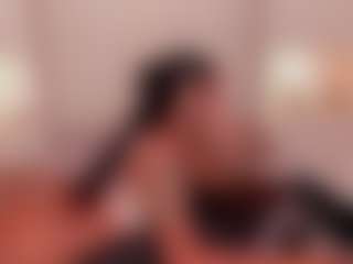 Live cam show with Jade Moller - Normal on Camsoda