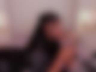 Spettacolo in cam dal vivo con Jade Moller - Oil su Camsoda