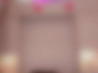Live cam show with Jade Moller - Normal on SxyPornLive