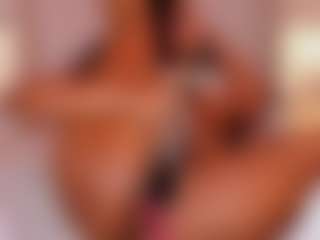 Live cam show with Jade Moller - Black Blowjob on Fling VIP Chat