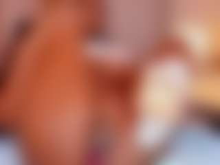 Live cam show with Jade Moller - Normal on CamClone
