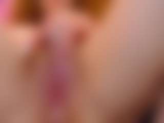 Live cam show with blondesquirt - Flashing on Fapmatic.com