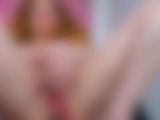 blondesquirt's Live Sex Cam Show