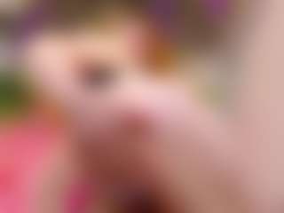 blondesquirt's Live Sex Cam Show