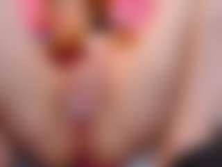 blondesquirt's Live Sex Cam Show
