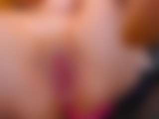 blondesquirt's Live Sex Cam Show