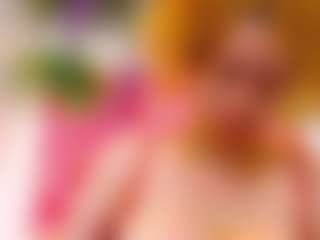 blondesquirt's Live Sex Cam Show
