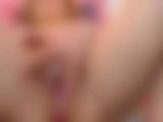 blondesquirt's Live Sex Cam Show