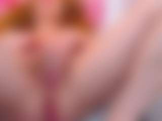 blondesquirt's Live Sex Cam Show