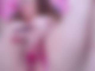 blondesquirt's Live Sex Cam Show