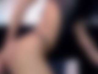 Live cam show with Valentina - Average on Camiplay Live