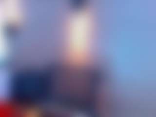 Live cam show with Valentina - Smoking on madthumbs