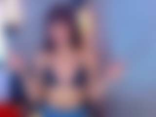 Live cam show with Valentina - Small Tits on madthumbs