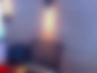 Live cam show with Valentina - Smoking on madthumbs