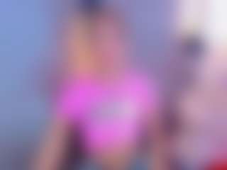 Live cam show with Valentina - Black Hair on Camsoda