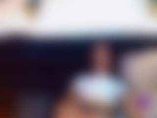 Live cam show with Valentina - Average on Camming Site