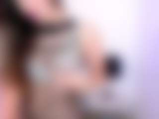 Live cam show with Dani Moore - Tattoos on Mixed Magazine Live