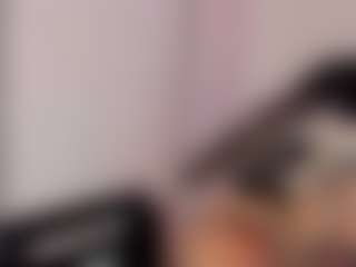 Live cam show with HoneyJenny - BBW on Camsoda
