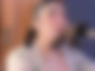 HoneyJenny's Live Sex Cam Show
