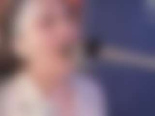 HoneyJenny's Live Sex Cam Show