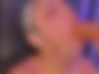 HoneyJenny's Live Sex Cam Show
