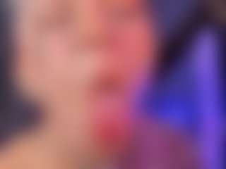 HoneyJenny's Live Sex Cam Show