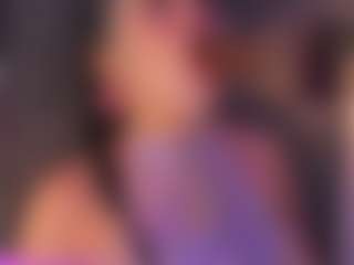 Live cam show with HoneyJenny - Teen (18+) on Camsoda