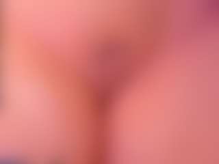 Live cam show with HoneyJenny - Dildo on Camsoda