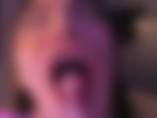 HoneyJenny's Live Sex Cam Show