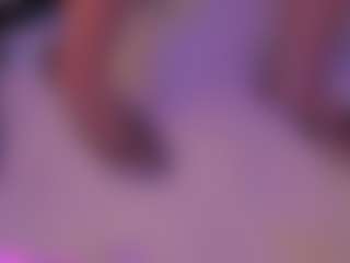 Live cam show with HoneyJenny - Dirty on SxyPornLive