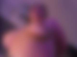 Live cam show with HoneyJenny - Blowjob on Camsoda