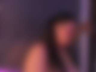 Live cam show with HoneyJenny - Big Tits on Camsoda