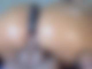 Live cam show with galdemchick - White on Hubzter Live | kenya