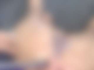 Live cam show with galdemchick - Wet on CamClone