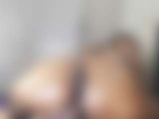 Live cam show with galdemchick - Tease on madthumbs