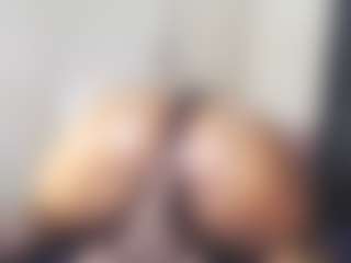 Live cam show with galdemchick - Thick on Camsoda