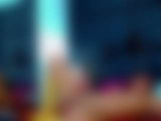 Live cam show with isalombardi - Green Eyes on Milfs Live