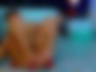 Live cam show with isalombardi - Colombia on Uber Horny