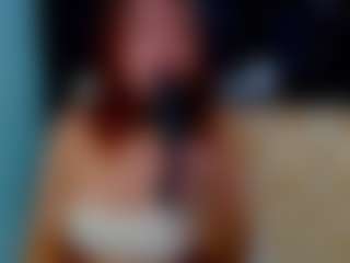 Live cam show with isalombardi - Gagging on SinfulBabes