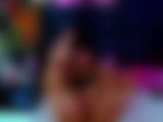 Live cam show with isalombardi - Strip Asian on Camsoda