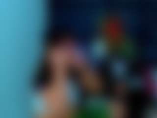 Live cam show with isalombardi - Green Eyes on Hubzter Live