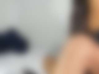 Live cam show with JessicaEbony - Average on liverealitysex.com