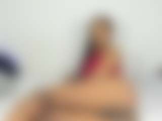 Live-Cam-Show mit JessicaEbony - Smoking auf Camsoda
