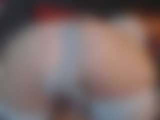 Live cam show with Lola - Red Hair on Camsoda.co