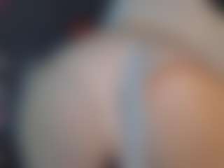 Live cam show with Lola - Lesbian on Spunkpage