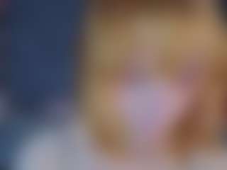 Live cam show with Lola - Green Eyes on boobsie.com