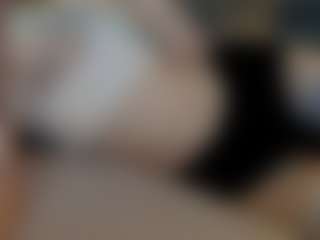 Live cam show with Lola - Public Red Hair on TastyBlacksLive