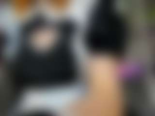 Live cam show with Lola - HD on Fling VIP Chat
