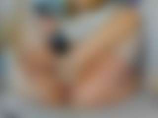 Live cam show with Lola - Red Hair on CamSodaAdn
